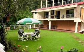 H.m.h Lodges & Hotel Resort